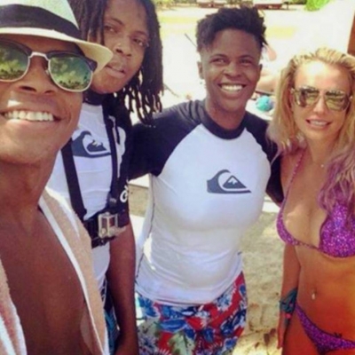 01.jpg
