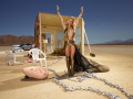 Britney-Online_net-BS93.png