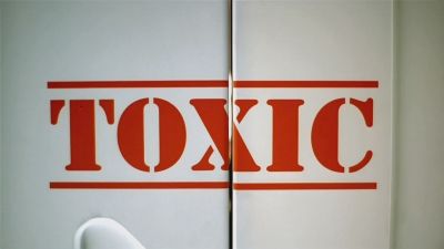 toxic_108.jpg